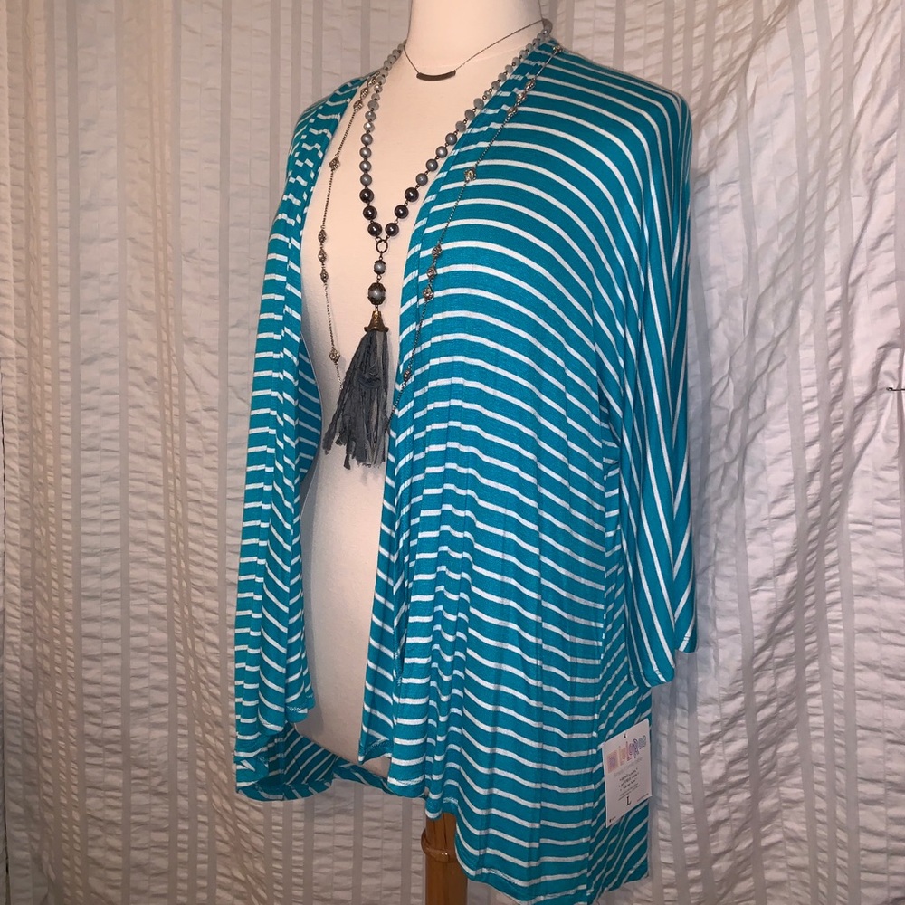 NWT Lularoe Lindsay - Teal/White